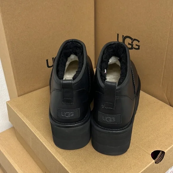 UGG CLASSIC ULTRA MINI PLATFORM - Picture 3 of 4